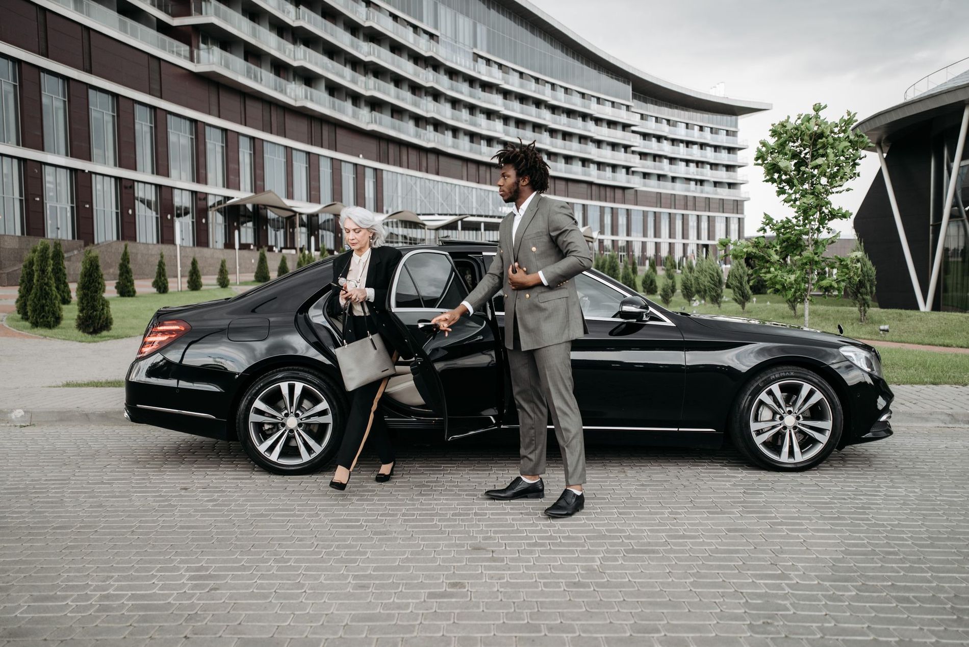 Hourly Chauffeur Service in the Greater Toronto Area